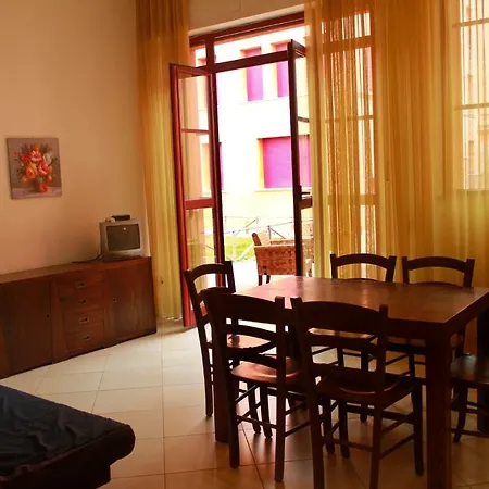 Vicino Alla Spiaggia *