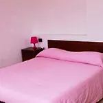 Vicino Alla Spiaggia Daire *
